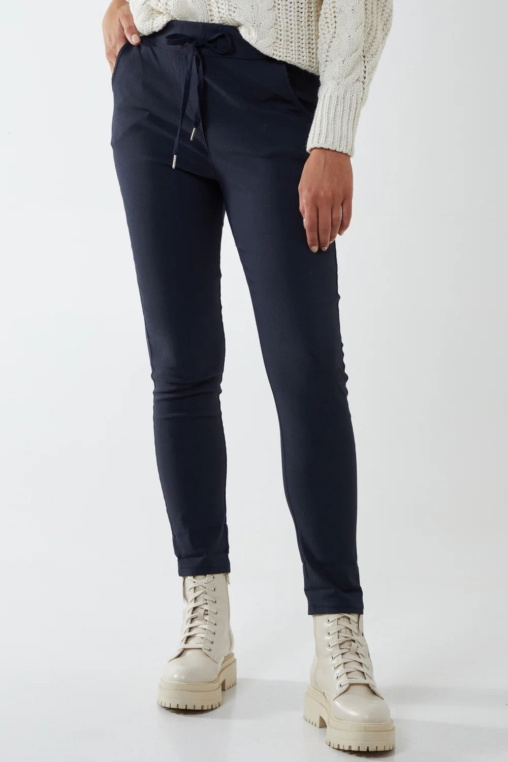 Magic pants -  Size 2: (16 / 18)